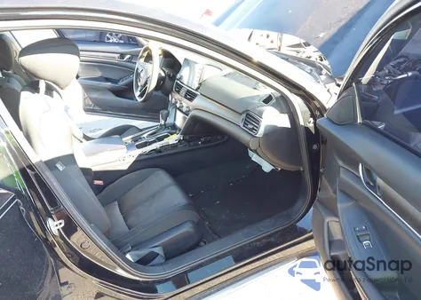 2018 Honda Accord Ex z USA, uszkodzony, nr VIN 1HGCV1F43JA010470